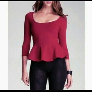 BEBE BURGUNDY TOP SIZE XS